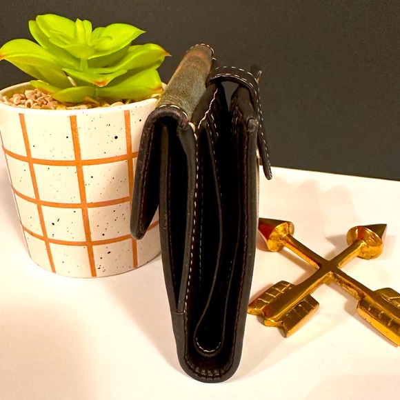 Vintage Dooney & Bourke Graffiti Leather Wallet- Like New - Picture 9 of 13